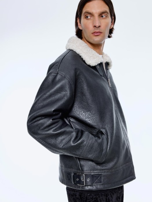 дубленка из искусственной кожи и меха из льна спереди