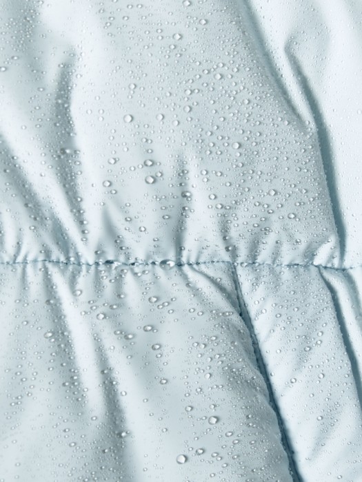 дутая стеганая куртка для девочек по цене 3799 руб вид справа