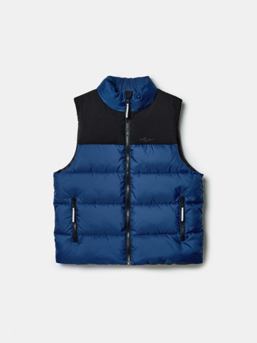 дутый жилет в стиле колор блок для мальчиков по цене 2699 руб вид справа