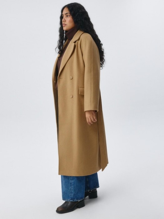 двубортное пальто из драпа с добавлением шерсти из россии вид сбоку