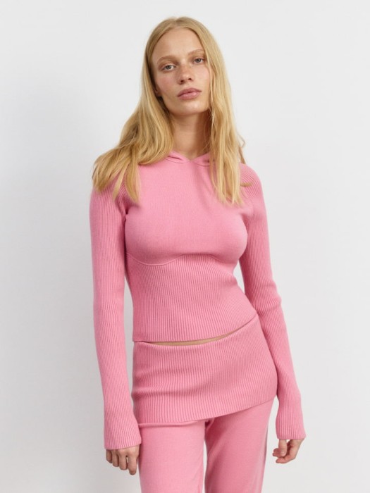 джемпер с капюшоном из линейки  young по цене 2499 руб вид справа