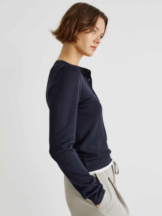 джемпер с планкой на пуговицах из россии вид сбоку