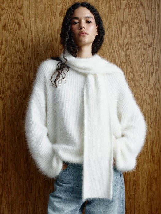 джемпер с шарфом из смесовой шерсти премиум качества 4610517059529 фотография