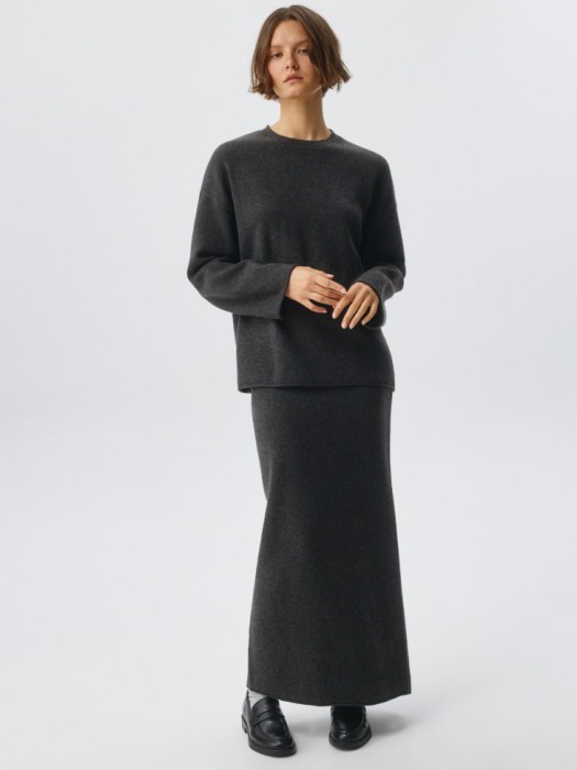 джемпер с содержанием ангоры и шерсти от бренда sela вид слева