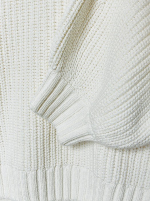 джемпер с воротником-стойкой на молнии из линейки  young универсального стиля с лицевой стороны