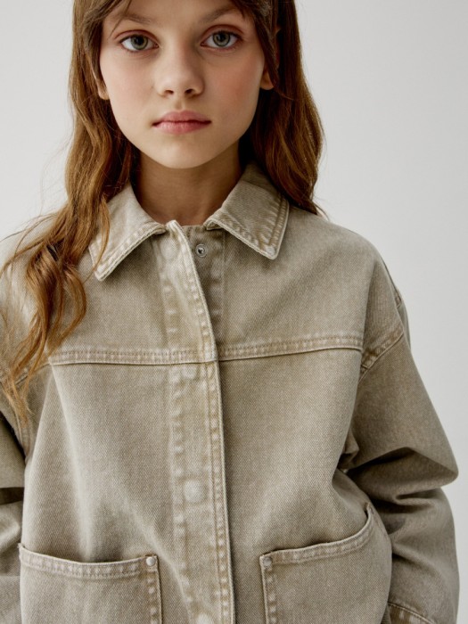 джинсовая куртка-рубашка для девочек по цене 3299 руб вид справа
