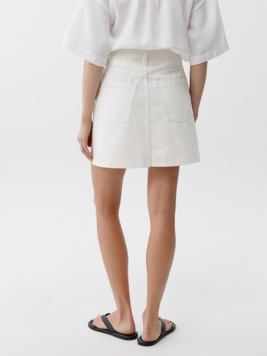 Товар с артикулом 4640611031060 вид сзади