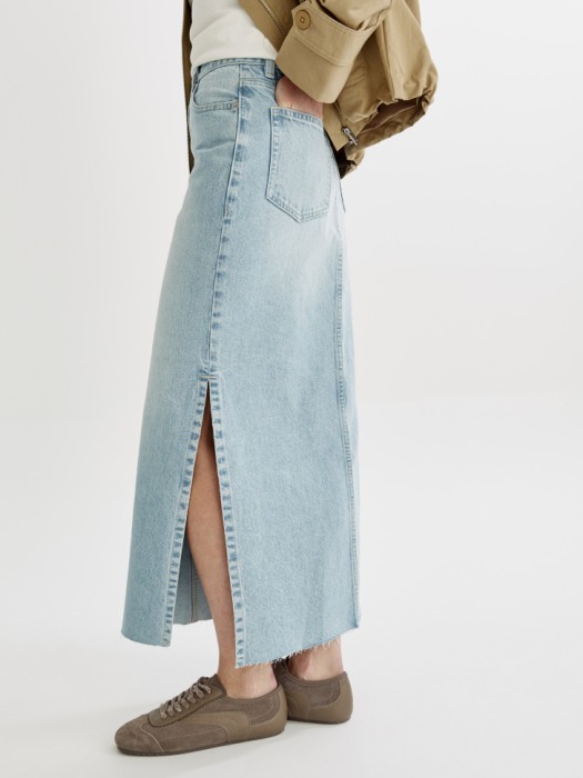 джинсовая юбка макси с боковыми разрезами по цене 3599 руб вид справа