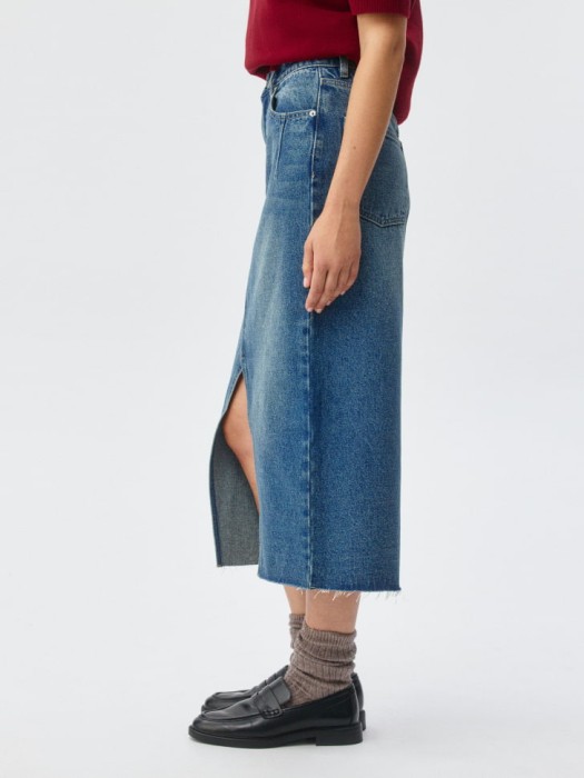джинсовая юбка миди с разрезом по цене 1799 руб вид справа