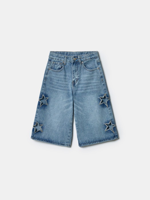 джинсовые шорты-бермуды с декоративными вырезами для девочек по цене 2599 руб вид справа