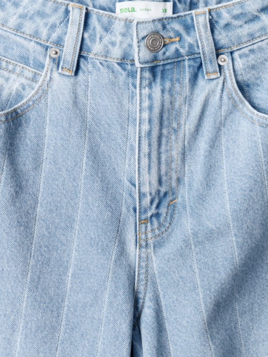 джинсовые шорты-бермуды со средней посадкой от бренда sela вид слева