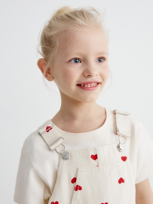 джинсовый комбинезон для девочек из коллекции art people с «обществом юных архитекторов» от бренда sela вид слева