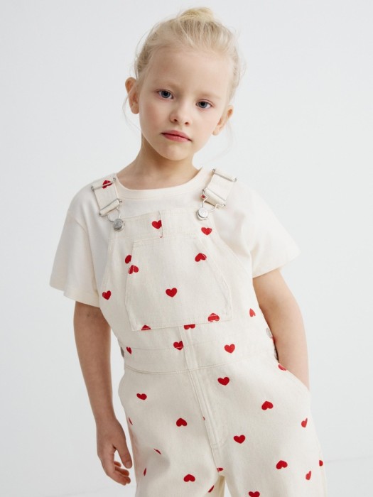 джинсовый комбинезон для девочек из коллекции art people с «обществом юных архитекторов» из россии вид сбоку