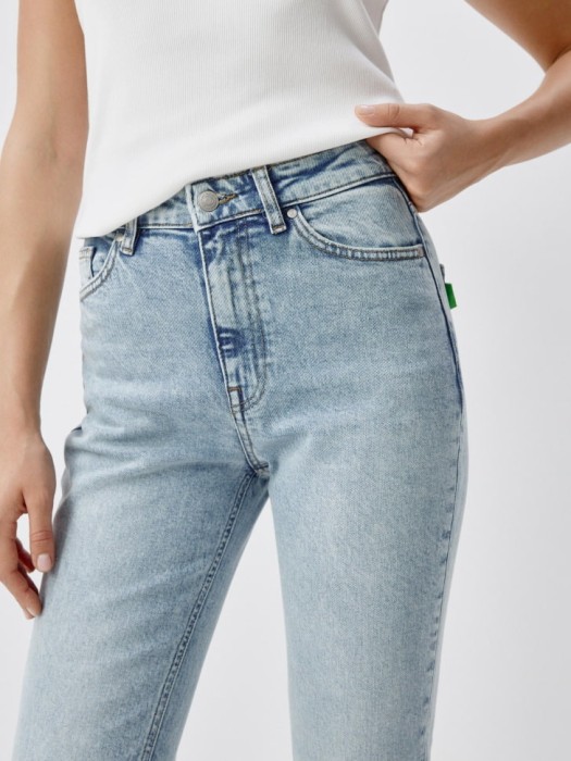 Товар с артикулом 4680704955101 вид сзади