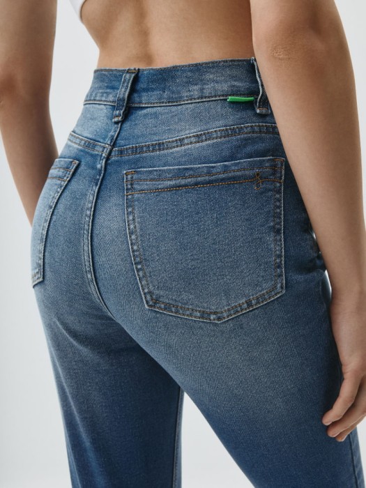 джинсы 495 skinny fit из россии вид сбоку