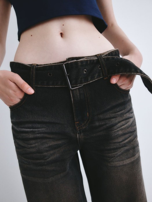 джинсы barrel с ремнем из линейки  young от бренда sela вид слева