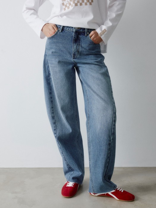 джинсы barrel от бренда sela вид слева