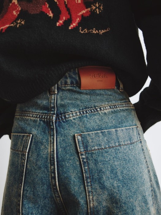 джинсы boyfriend fit из линейки  young из россии вид сбоку