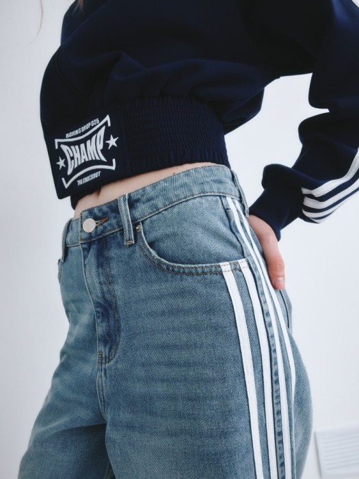 джинсы boyfriend из линейки  young от бренда sela вид слева