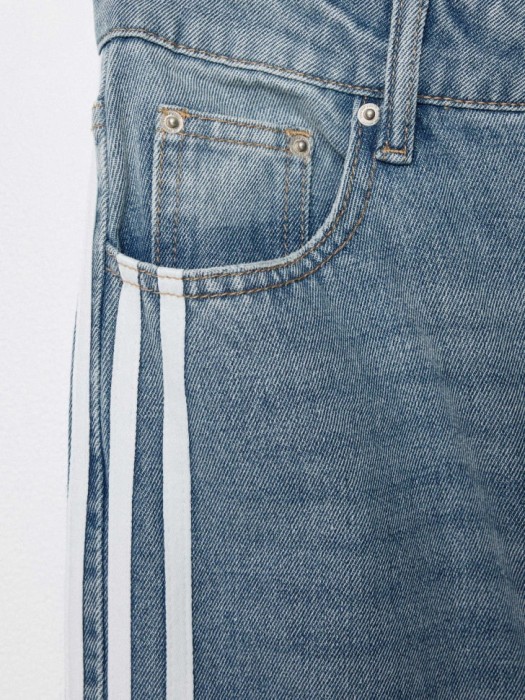 джинсы boyfriend из линейки  young универсального стиля с лицевой стороны