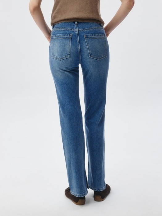 джинсы flared из россии вид сбоку