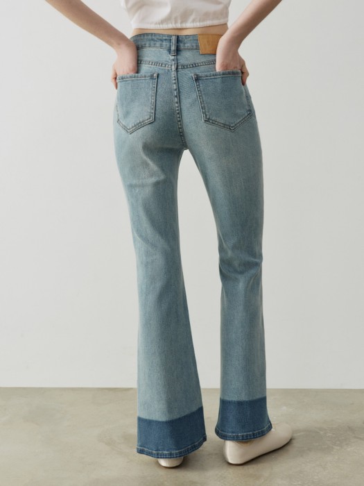 джинсы клеш с эффектом стирки по низу из линейки  young по цене 3999 руб вид справа