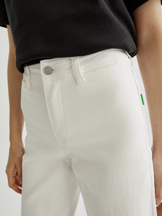 джинсы кюлоты 405 с необработанным краем из россии вид сбоку