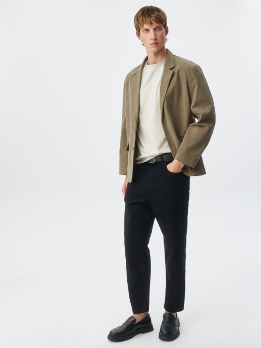 джинсы loose fit со средней посадкой от бренда sela вид слева