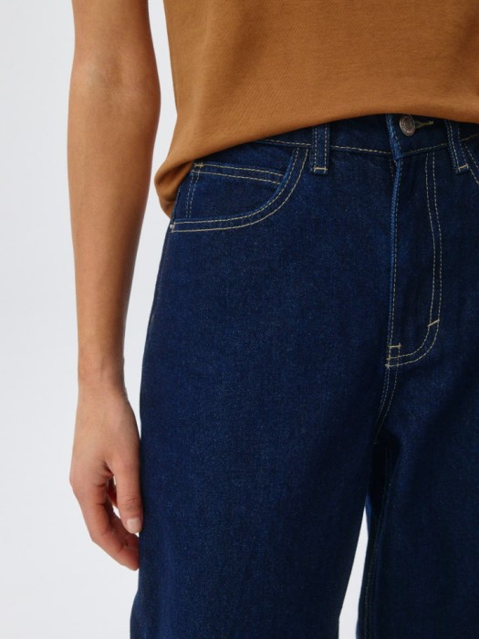 джинсы loose straight с подворотом из россии вид сбоку