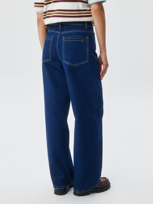 Товар с артикулом 4680798728209 вид сзади