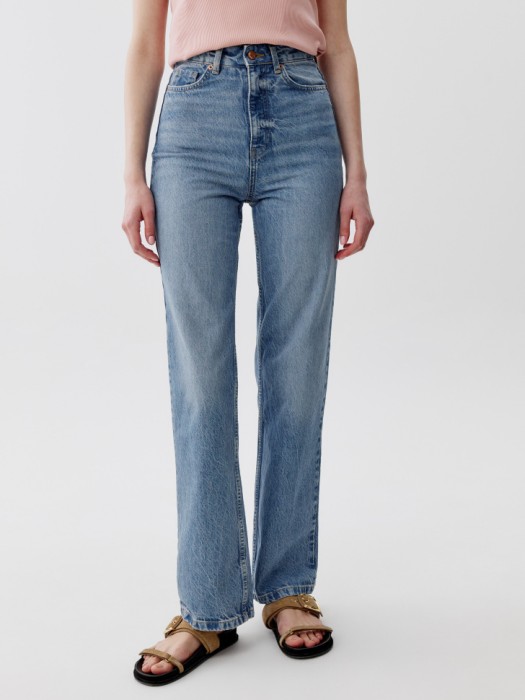 джинсы прямого кроя со средней посадкой от бренда sela вид слева