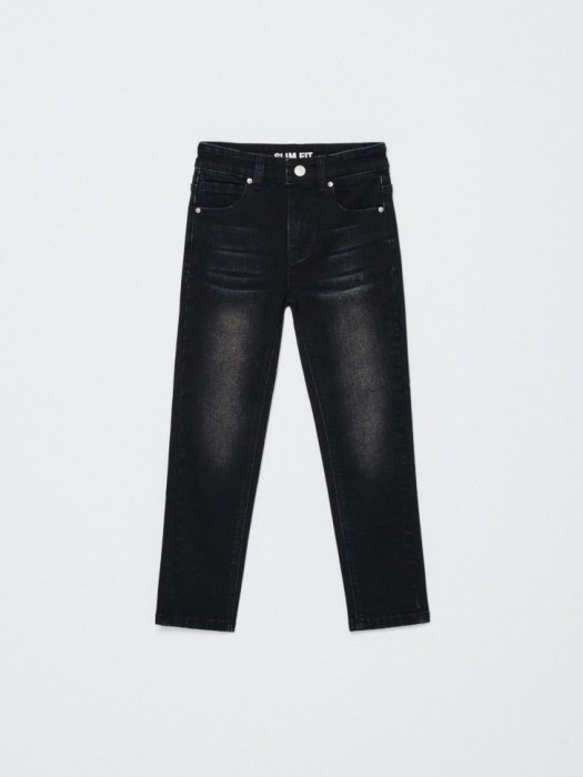 джинсы slim fit для мальчиков от бренда sela вид слева