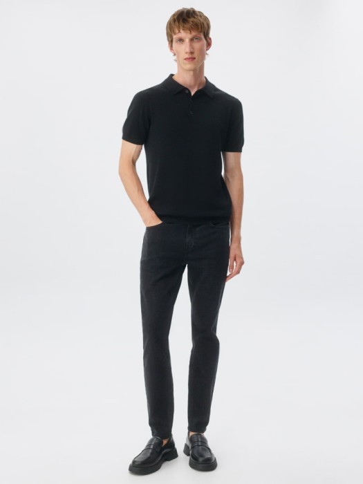 джинсы slim fit со средней посадкой от бренда sela вид слева