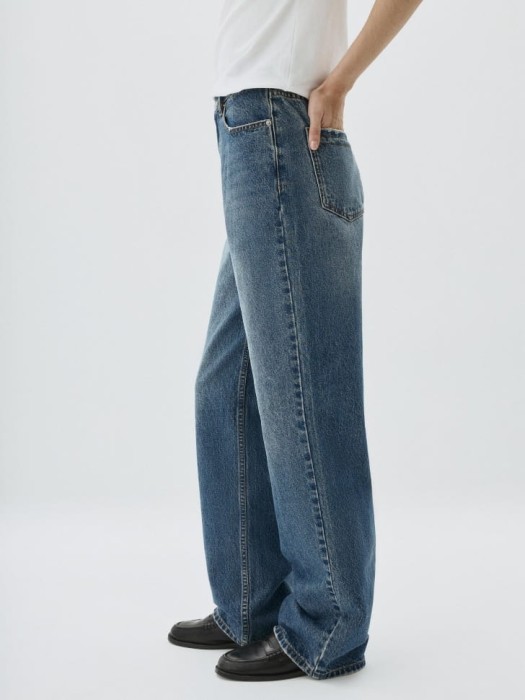 джинсы straight fit по цене 1299 руб вид справа