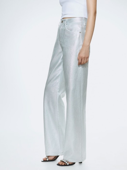 джинсы wide leg с эффектом металлик по цене 1499 руб вид справа