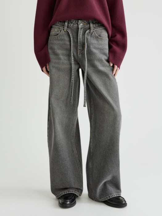 джинсы wide leg с поясом от бренда sela вид слева