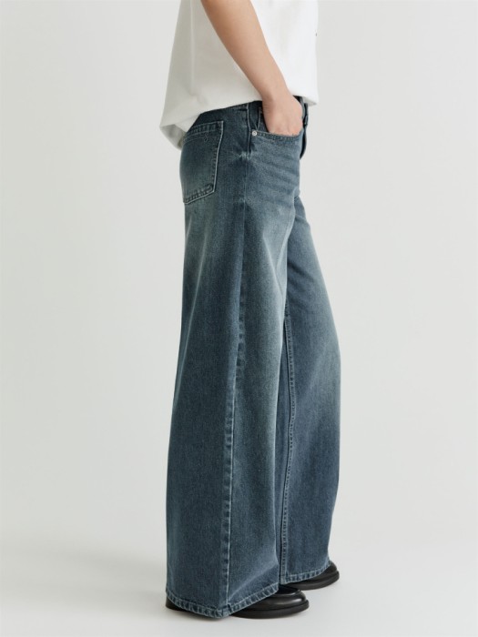 джинсы wide leg со стрелками из россии вид сбоку