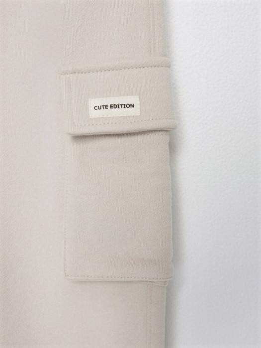 джоггеры карго детские по цене 1299 руб вид справа