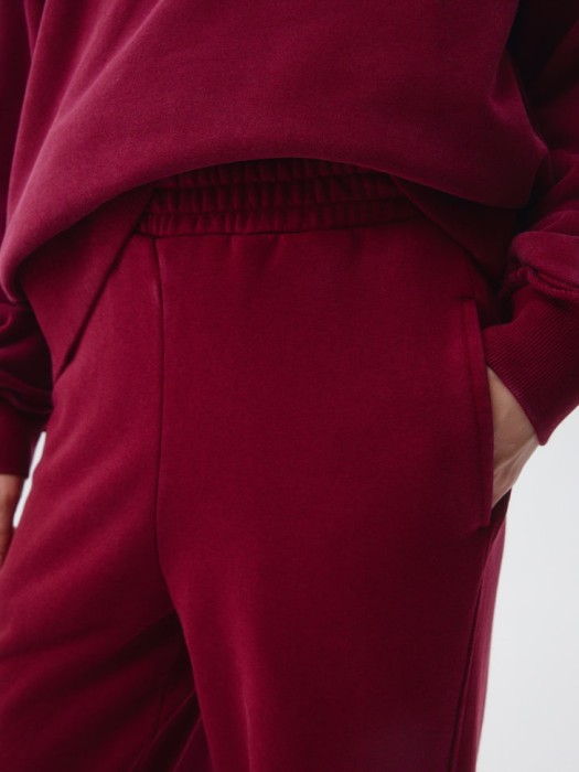 джоггеры с эффектом кислотной стирки по цене 1999 руб вид справа