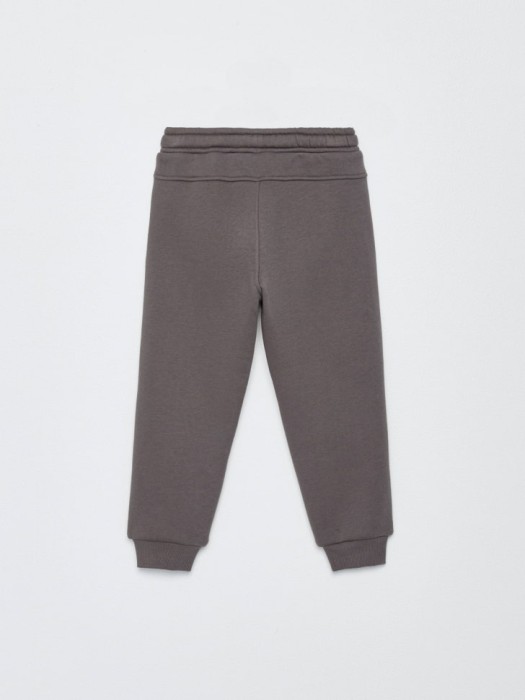 джоггеры с принтом для мальчиков по цене 999 руб вид справа