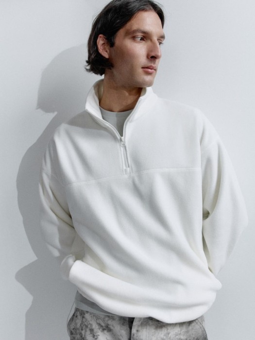 флисовая толстовка oversize fit из россии вид сбоку