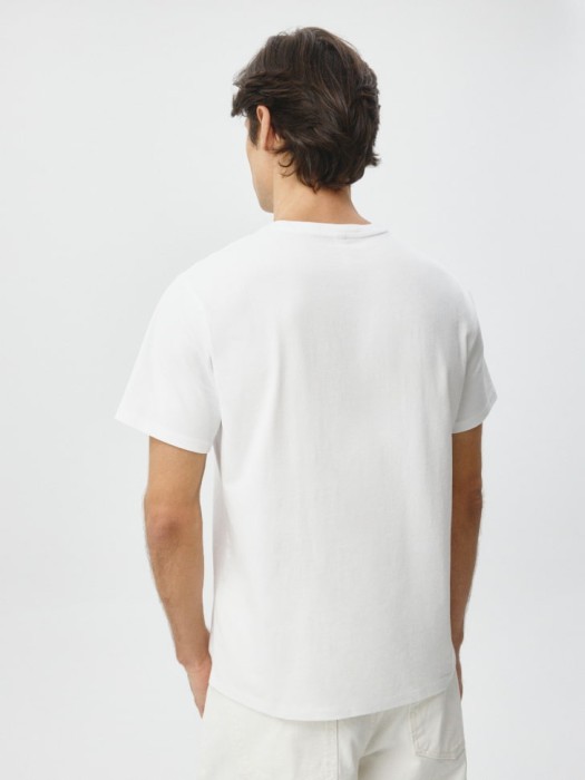 футболка adam slim fit базовая по цене 1299 руб вид справа