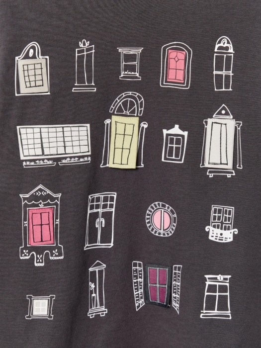 футболка для девочек из коллекции art people с «обществом юных архитекторов» из россии вид сбоку