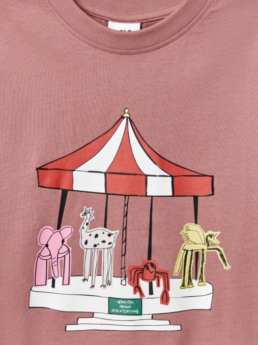 футболка для девочек из коллекции art people с «обществом юных архитекторов» по цене 999 руб вид справа