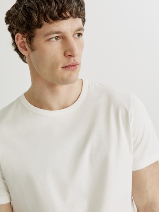 футболка из мерсеризованного хлопка из россии вид сбоку