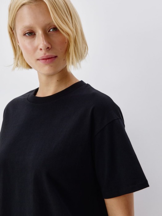 футболка kate oversize fit по цене 999 руб вид справа