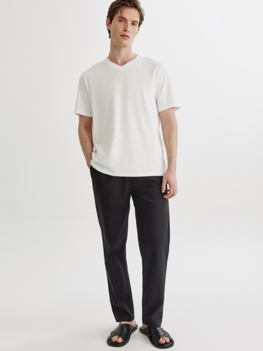 футболка марк прямого кроя от бренда sela вид слева