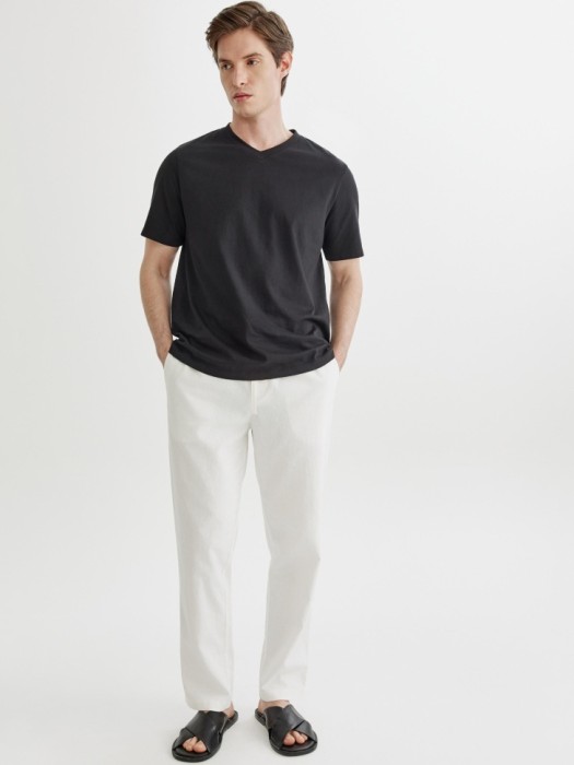 футболка марк прямого кроя от бренда sela вид слева