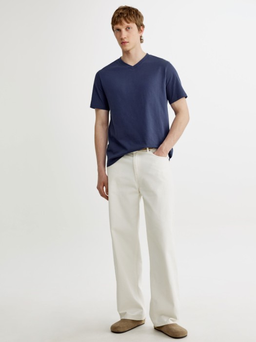 футболка марк прямого кроя от бренда sela вид слева