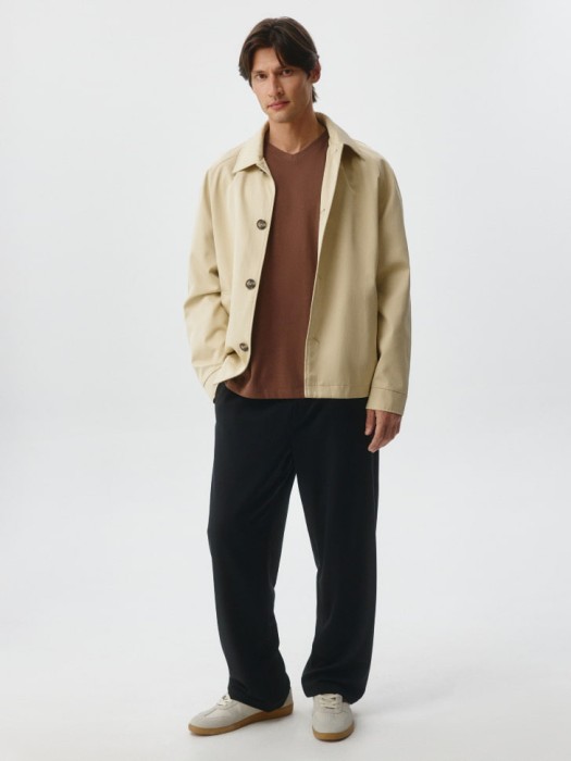 футболка mark regular fit базовая от бренда sela вид слева